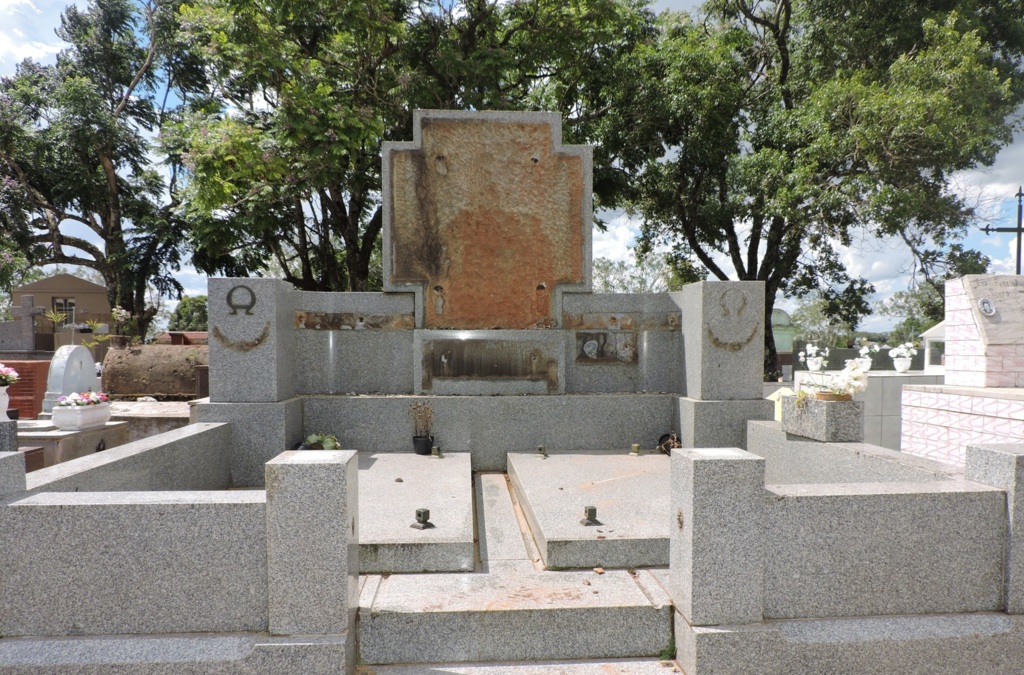 título imagem Cemitério de Júlio de Castilhos é alvo de furto e vandalismo