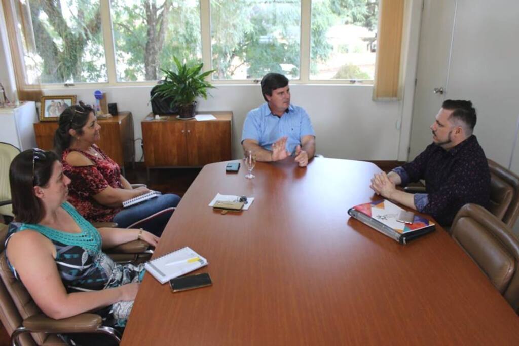 Foto: Miguel Monte (Prefeitura de Jaguari) - Autoridades de Jaguari discutem novo projeto