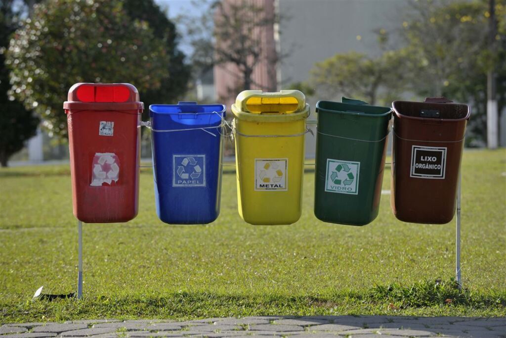 título imagem Faxinal do Soturno terá coleta seletiva a partir de janeiro