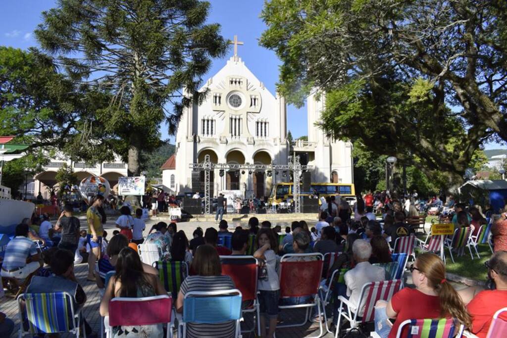 Renata Pivetta/Eloisa Uliana (Prefeitura de Faxinal do Soturno) - 