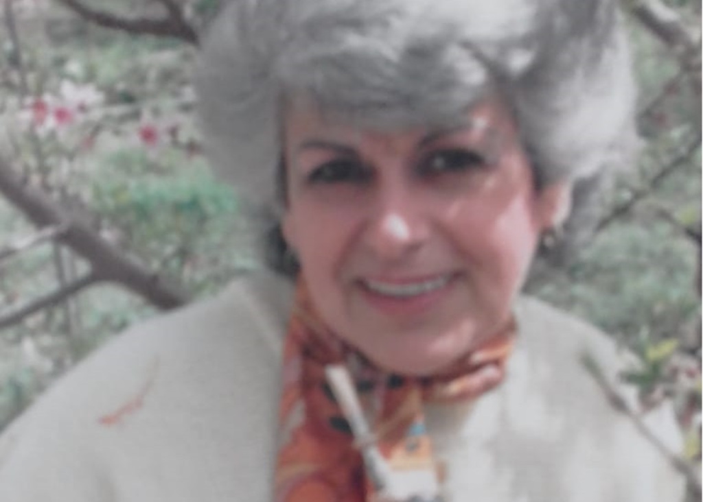 Morreu a cabeleireira Celina Machado Mendes