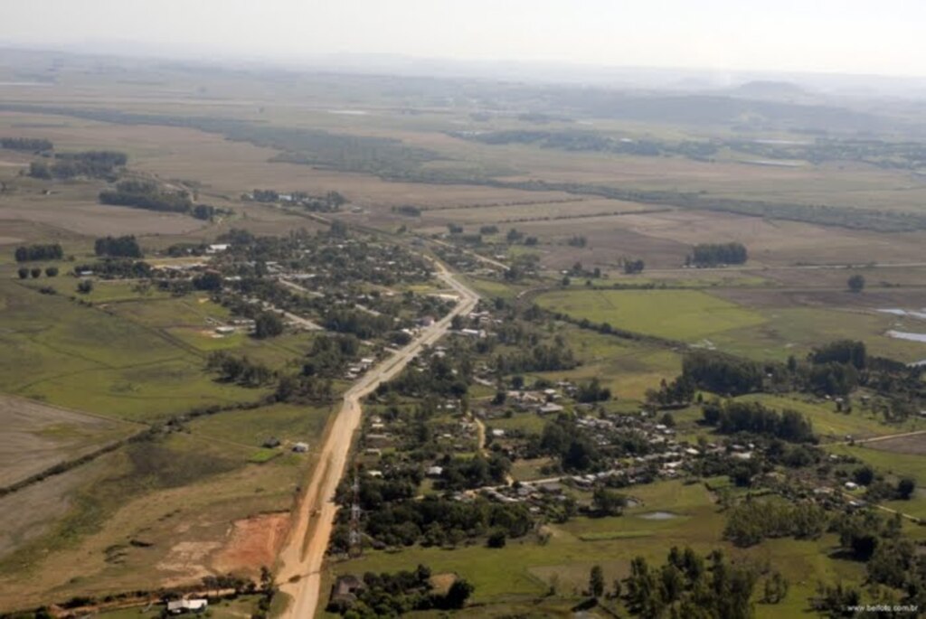 título imagem Dilermando de Aguiar vai investir R$ 450 mil para reformar centro administrativo