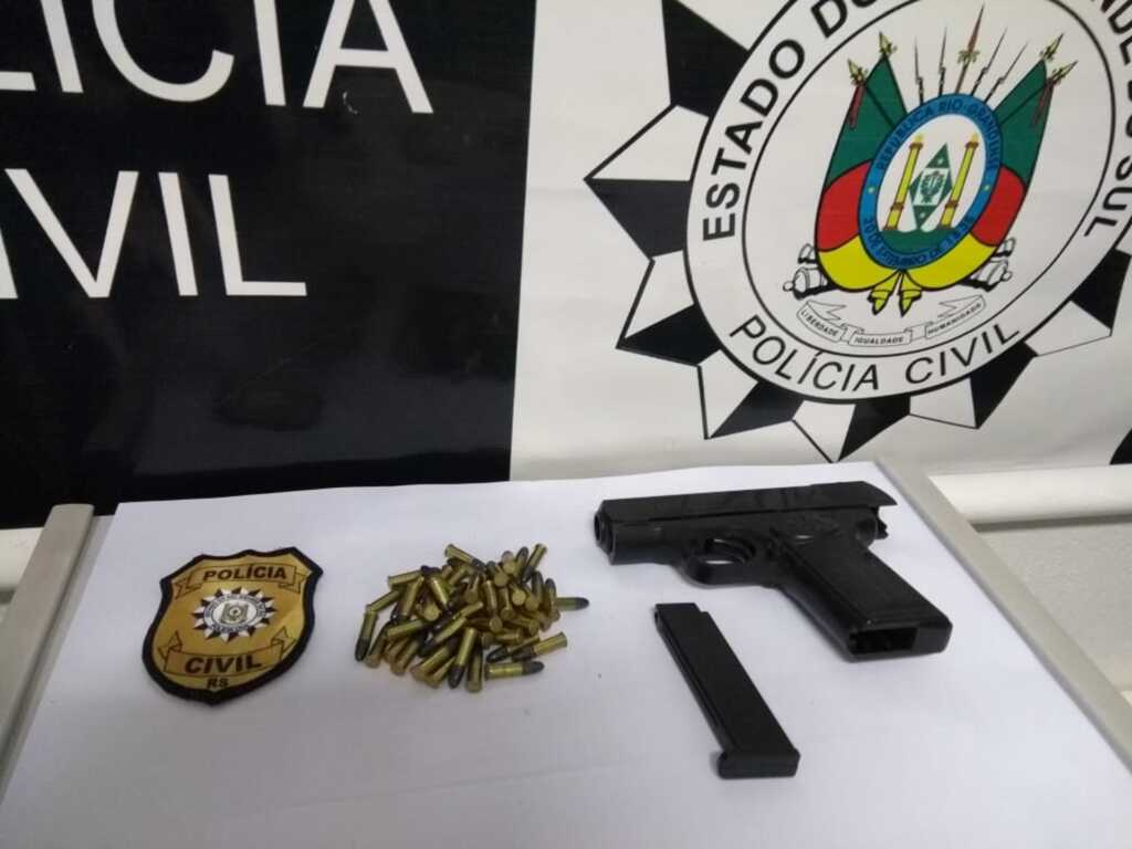 Homem é preso por porte ilegal de arma de fogo em Cruz Alta