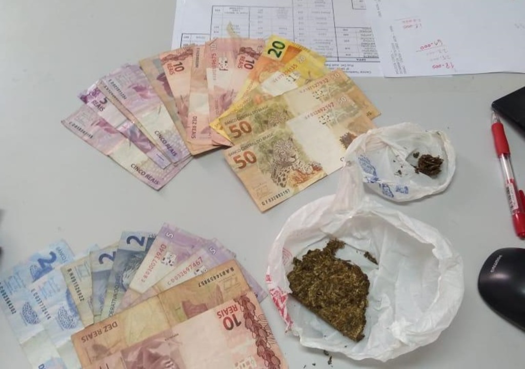 Dupla é presa por tráfico de drogas em Cruz Alta