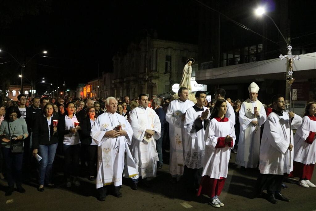 título imagem Domingo é dia de Romaria de Fátima em Cruz Alta