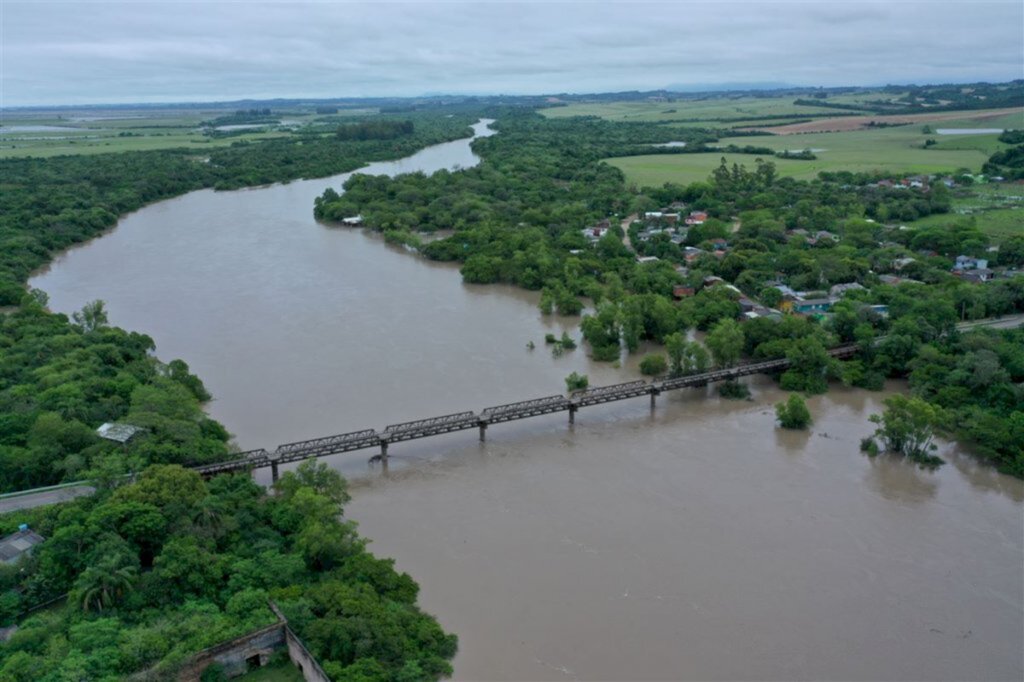 BelaDrone Films - Inundação no Balneário das Tunas em Restinga Sêca