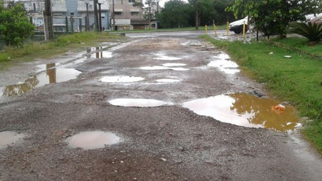 Buraqueira é motivo de reclamação dos moradores do Bairro João Goulart