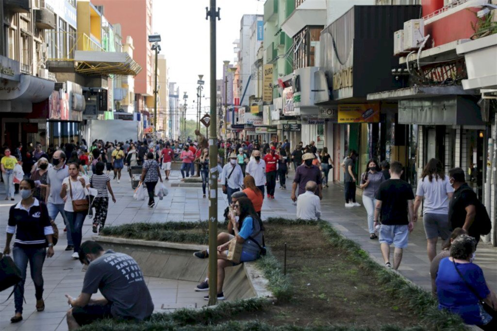 Como as compras online impactam na economia local