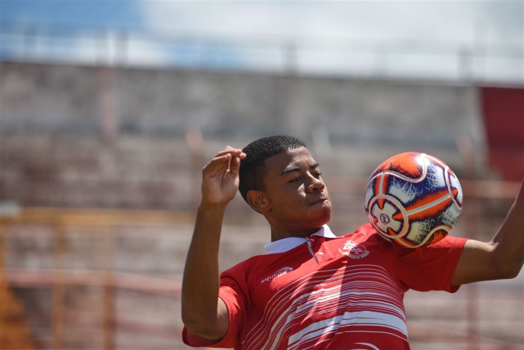 Quem são os personagens do Inter-SM que fortalecem a paixão do futebol do Interior