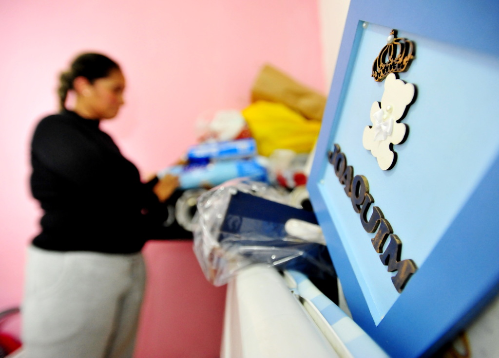 Foto: Renan Mattos (Diário) - Desde as primeiras semanas de gestação, a família já prepara o enxoval e organiza tudo para o quartinho de Joaquim, que deve nascer no início do mês de outubro