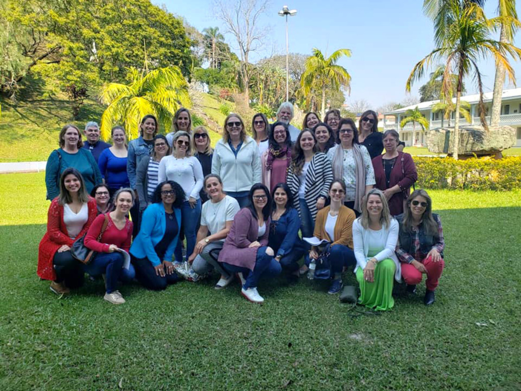 Espaço Mohana Nalini tem formação e atendimento em diversas terapias