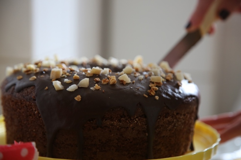 Para deixar a dieta gostosa, servidora pública monta negócio de salgados e doces fitness