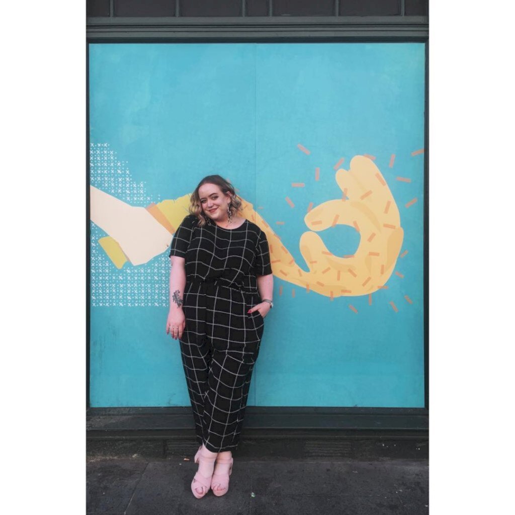 Plus size: o macacão enaltece as suas curvas