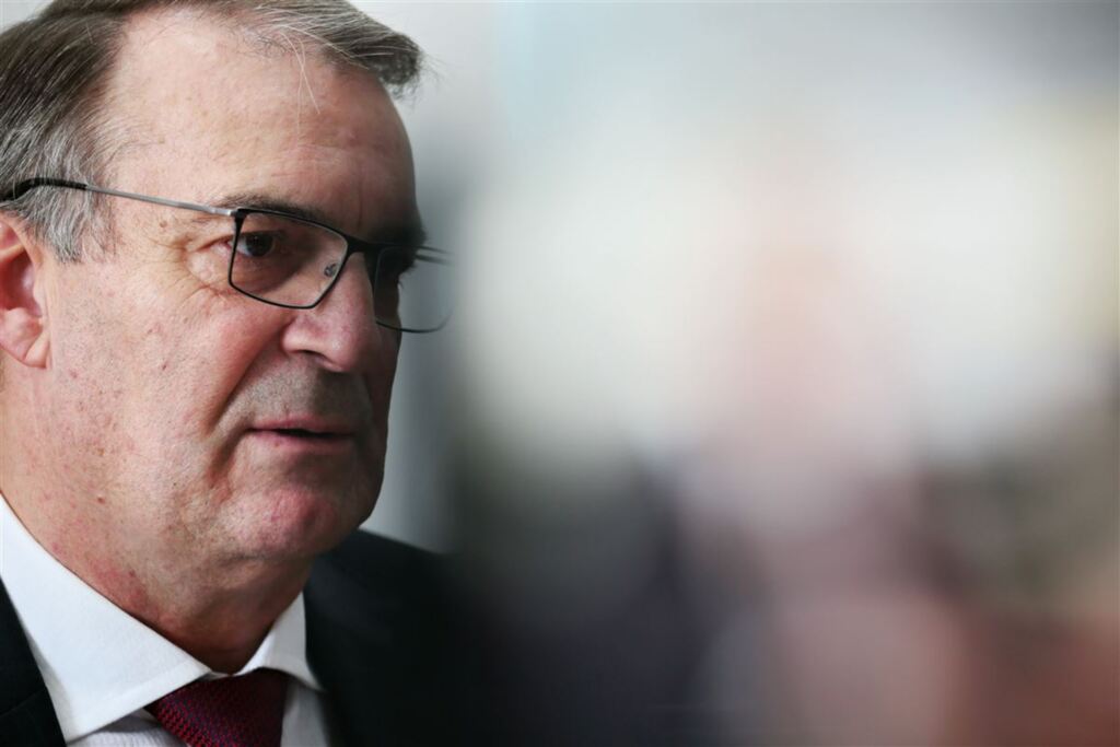 A difícil decisão de não jogar para a plateia