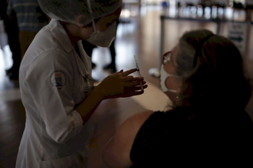 Outubro termina com média de 13 novos casos de coronavírus por dia em Santa Maria