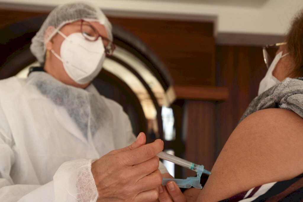 Foto: Marcelo Oliveira (Especial/Diário) - Pessoas com comorbidade que receberam a primeira dose em 8 de maio eram o público alvo deste sábado