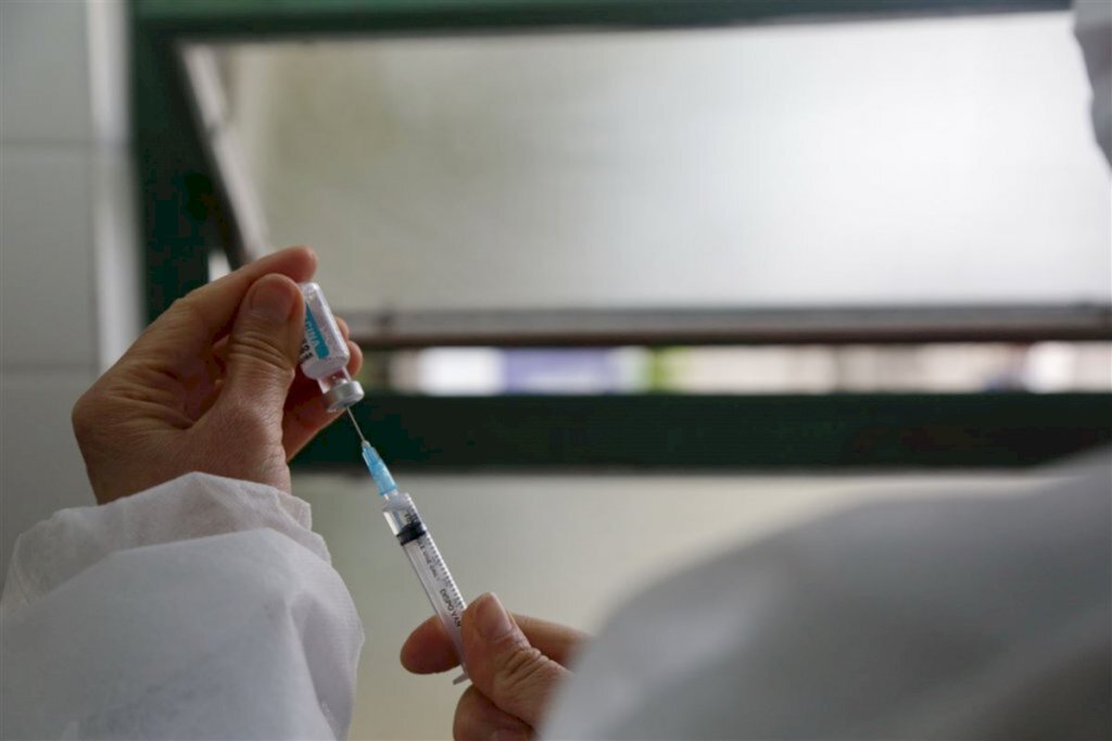 Prefeitura cancela primeira dose para profissionais de vigilância residencial