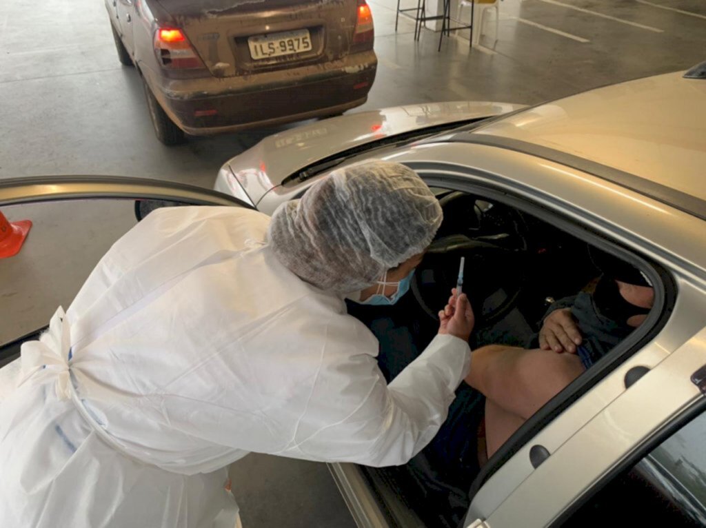 VÍDEO: procura por doses da vacina contra a Covid-19 foi grande em ação para 40 anos ou mais