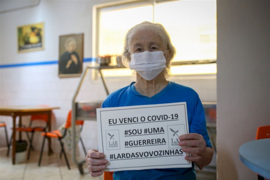 VÍDEO: depois de registrar 41 casos, Lar das Vovozinhas supera surto de Covid-19