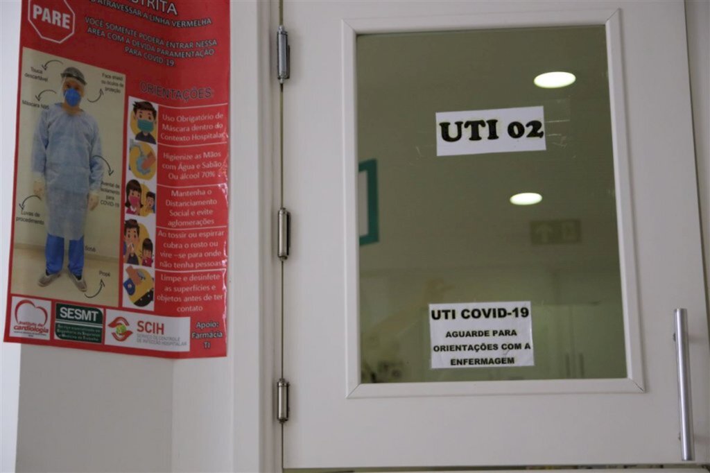 Leitos SUS de UTI Covid estão lotados em Santa Maria