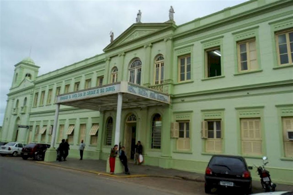 Taxa de ocupação de leitos de UTI em São Gabriel está em 125% nesta segunda-feira