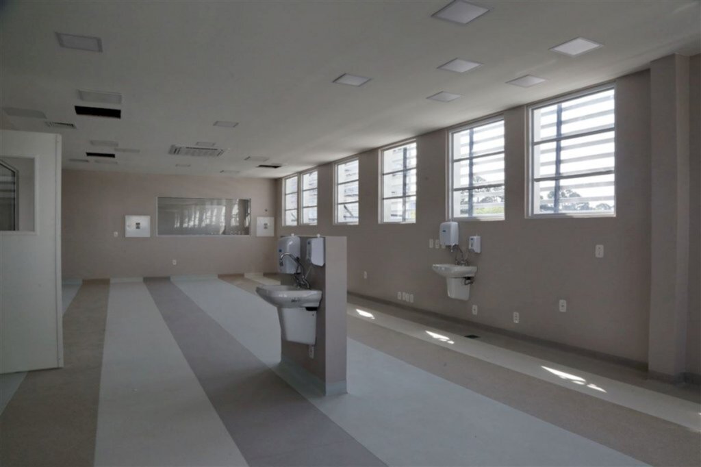 VÍDEO + FOTOS: obra da Central de UTIs do Husm está em fase final