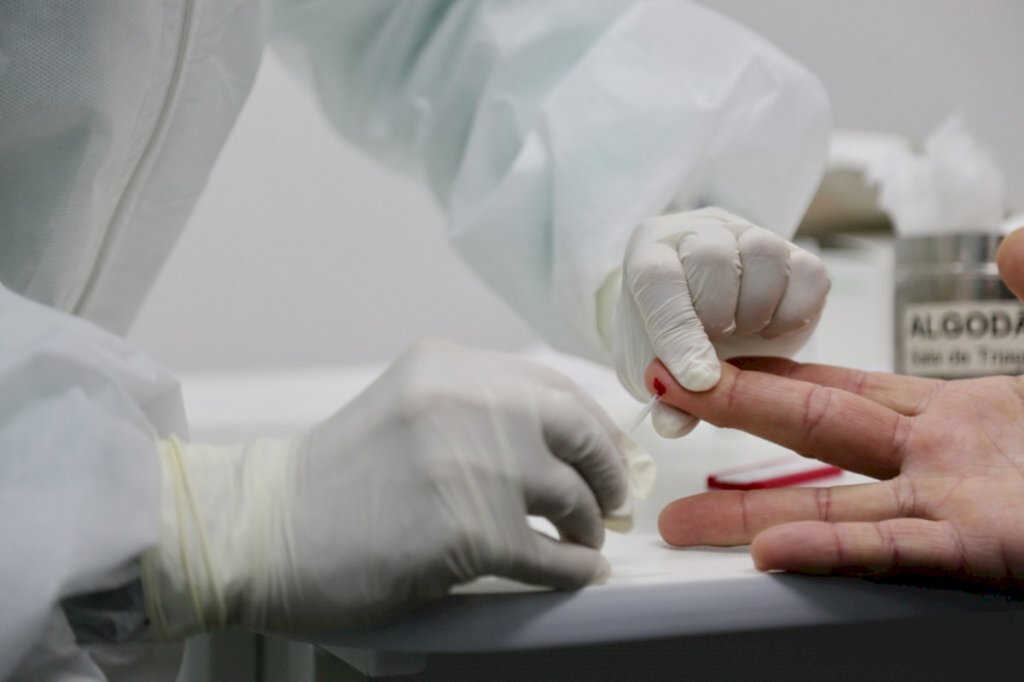 Brasil registra 1.367 mortes e 41.008 novos casos de Covid-19 em 24 horas