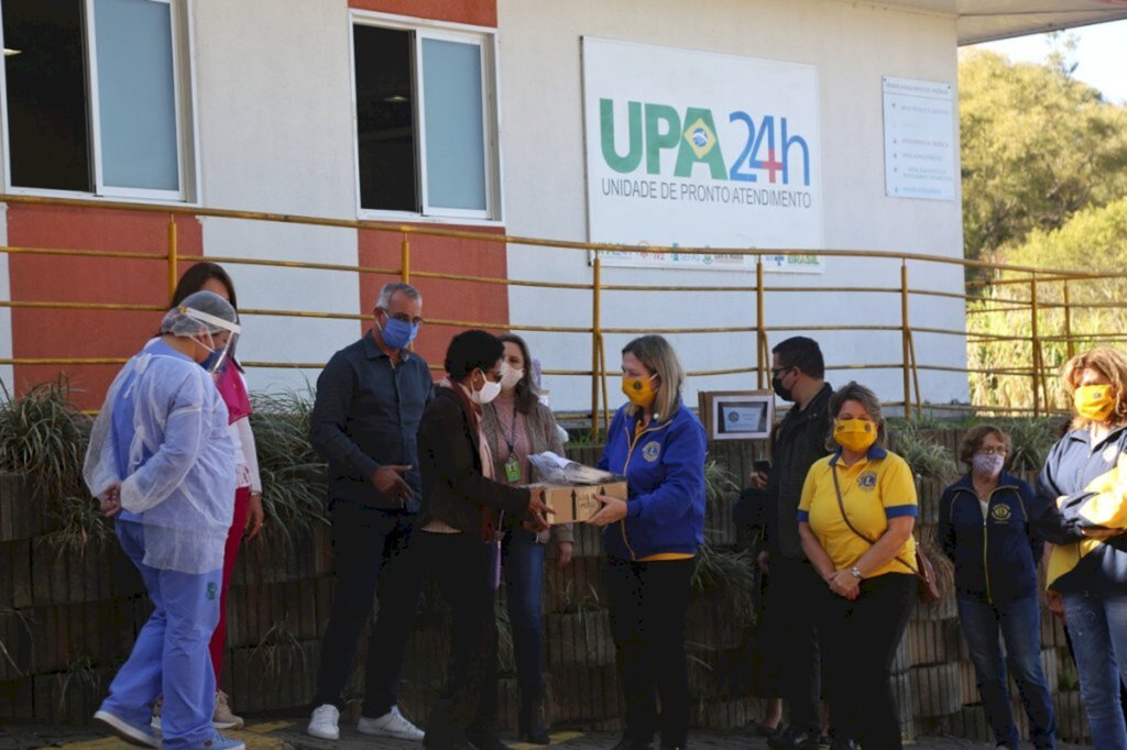 Lions Clube entrega 95 protetores faciais e mais de 600 máscaras em unidades de saúde de Santa Maria
