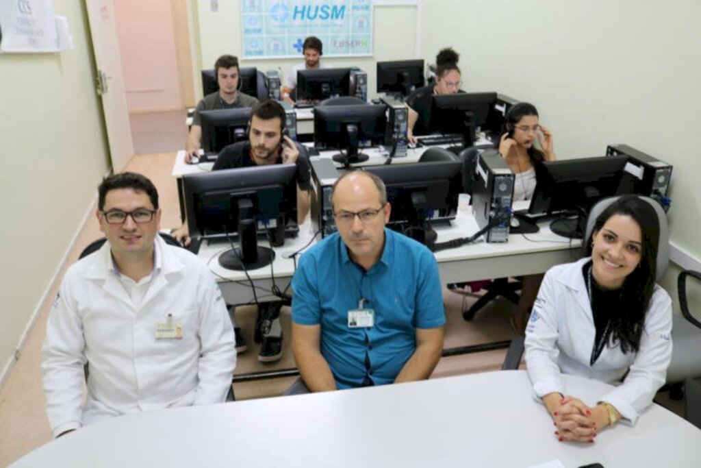 Foto: Assessoria de Imprensa do Husm (Divulgação) / Disque Covid da UFSM já atendeu cerca de 6,4 - 