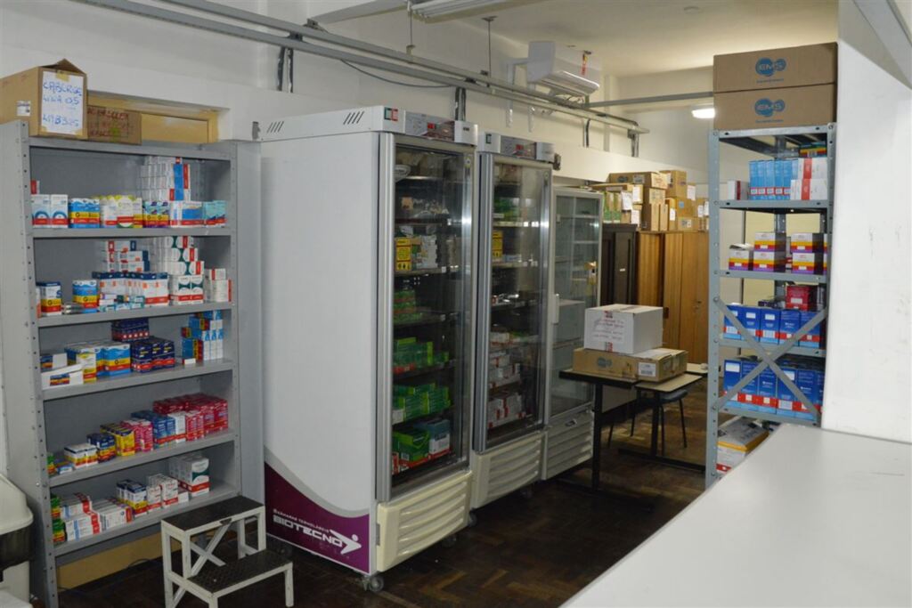 Farmácia de Medicamentos Especiais passa a funcionar em novo local a partir de terça