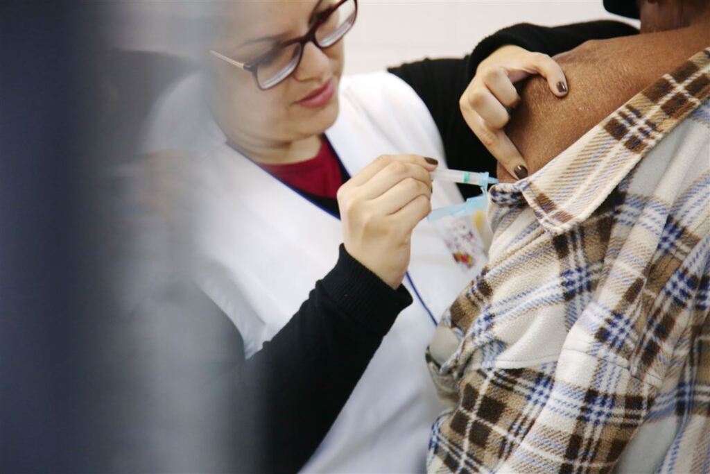 título imagem Vacinação contra a gripe atinge 79,35% do público-alvo no Rio Grande do Sul