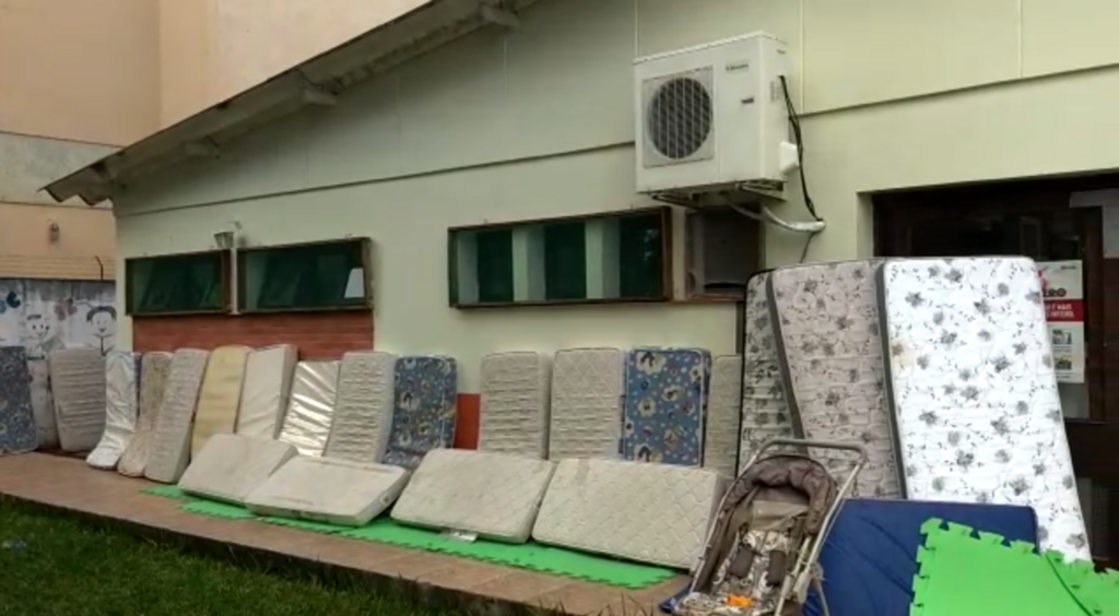 Escolas de São Gabriel passam por limpeza após casos de mão-pé-boca