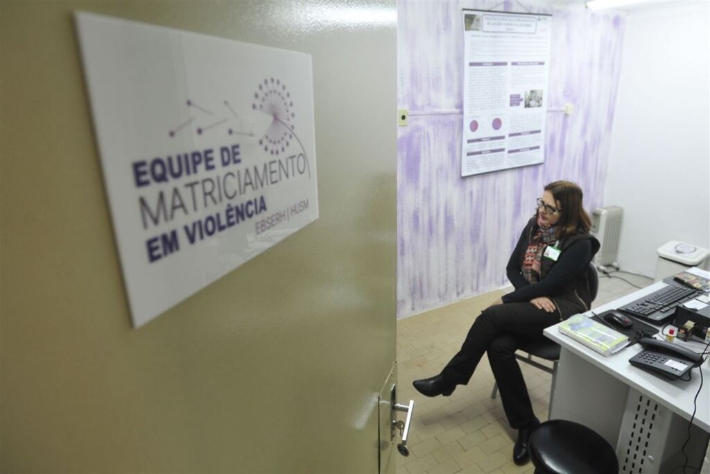 Equipe do Husm capacita mais de 100 pessoas para atender vítimas de violência sexual