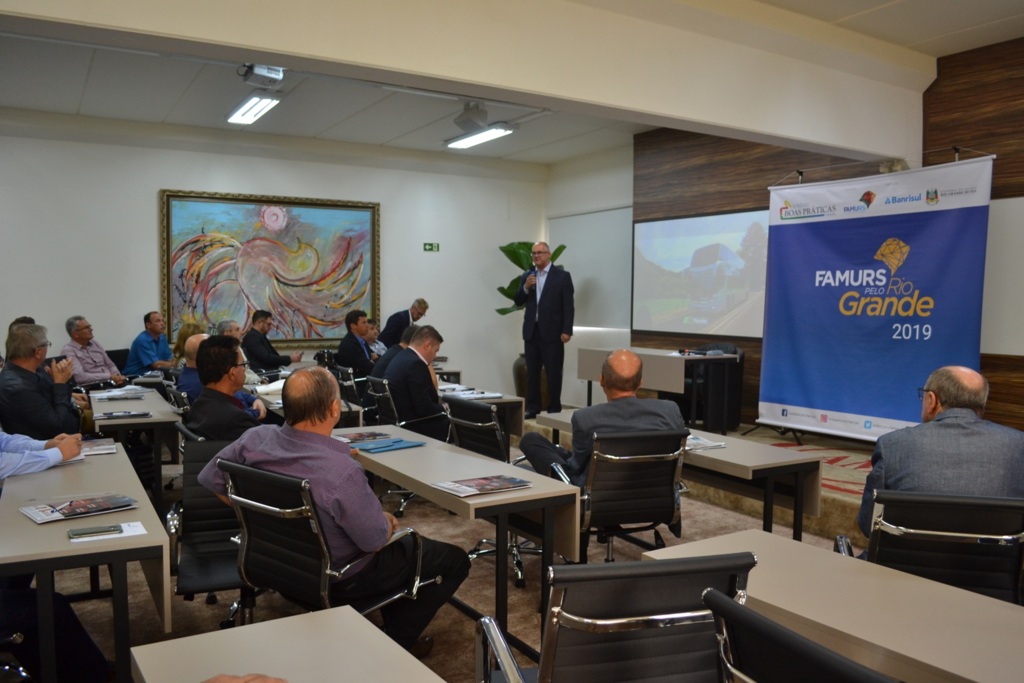 título imagem Pacientes da região podem viajar de graça com empresa de ônibus