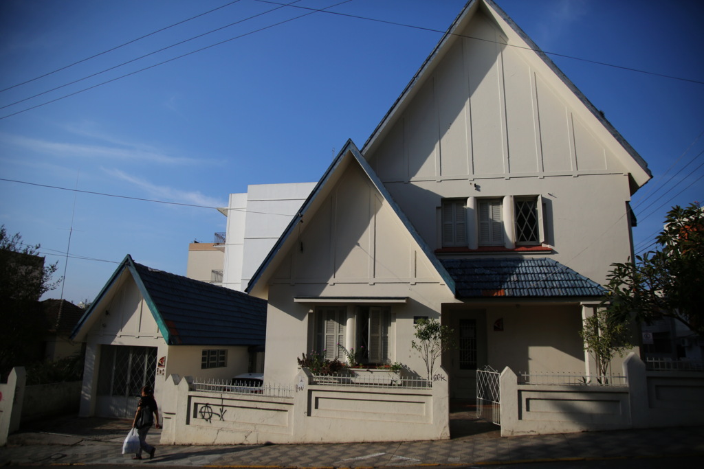 Unidades de saúde, como a Casa 13 de Maio, que atende casos de síndrome febril, reabrem hoje - Foto: Gabriel Haesbaert