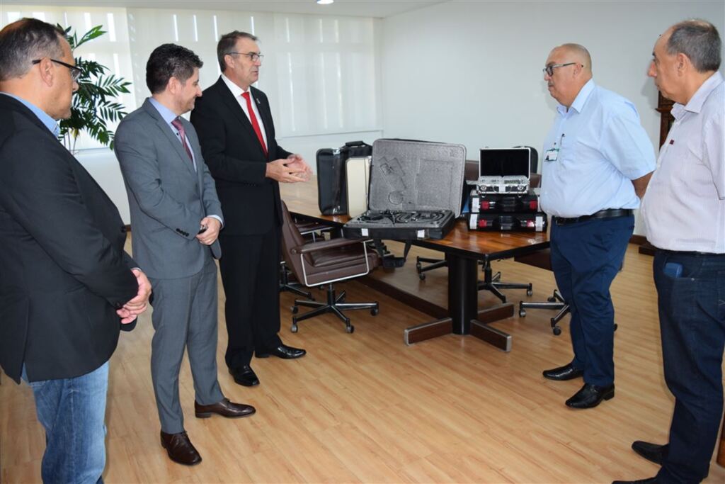 Universidade Federal de Santa Maria recebe doação de equipamentos