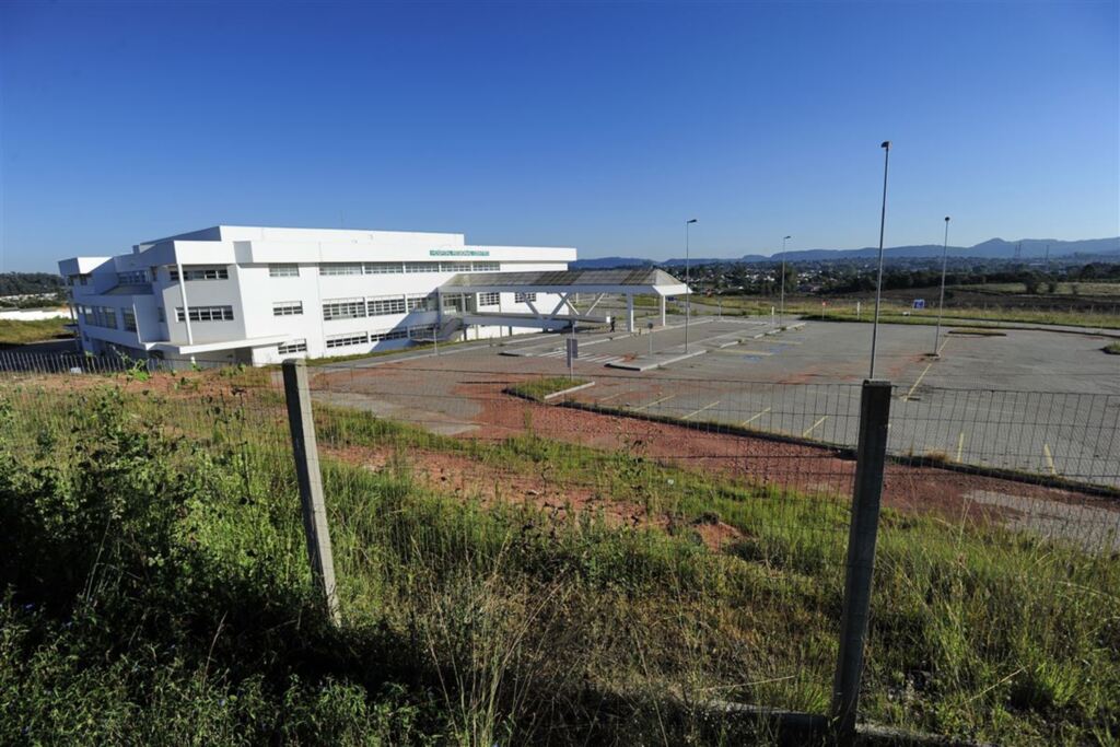 Foto: Lucas Amorelli (Diário) - A obra concluída a um custo de R$ 70 milhões segue sem previsão de abrir as portas