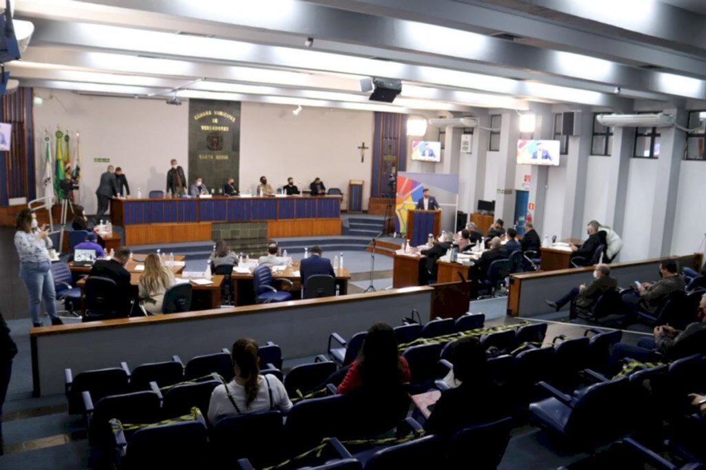 Câmara de Vereadores abre mão de R$ 3 milhões para o auxílio emergencial