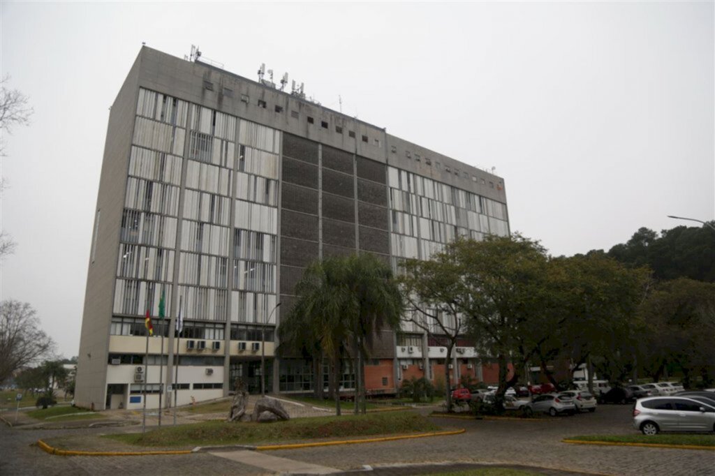 Quatro nomes confirmam inscrições para sucessão à Reitoria da UFSM