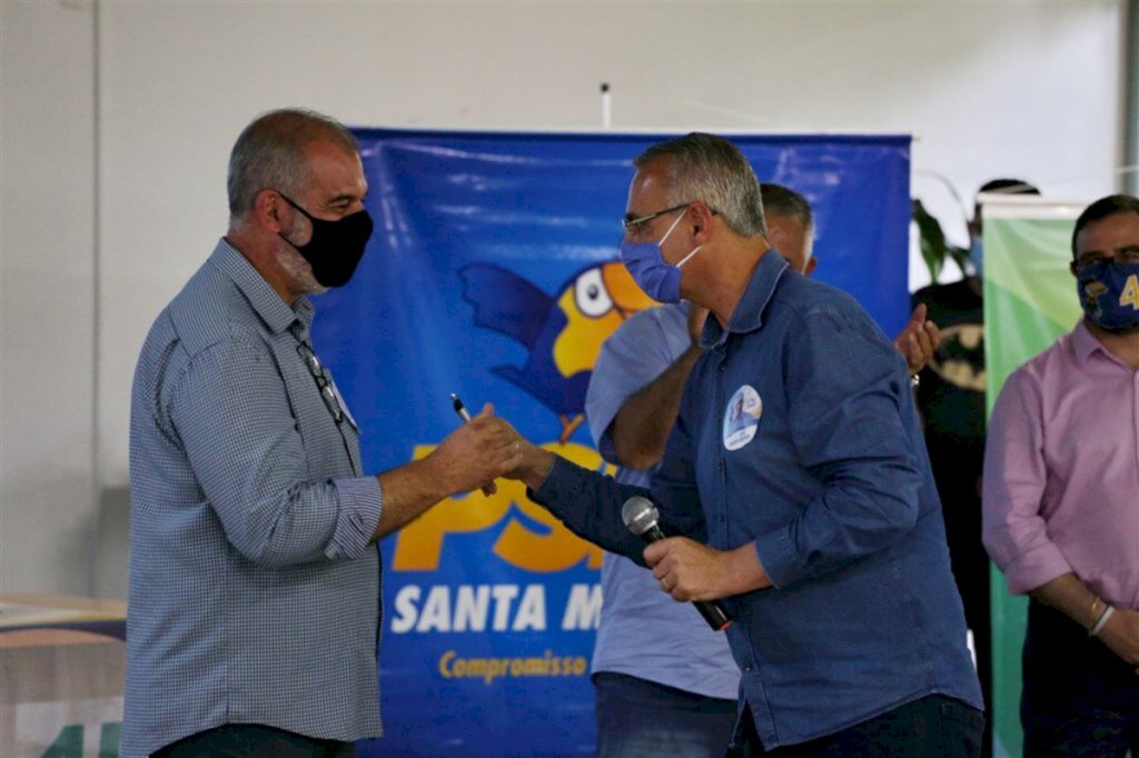 VÍDEO: reuniões, participação em live e pressa de Pozzobom