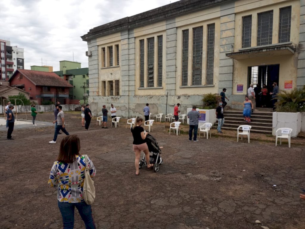 Os seis candidatos a prefeito já votaram em Santa Maria
