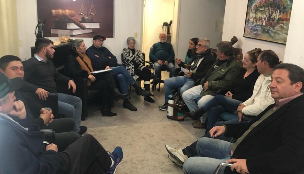 Após convenção do MDB, grupo ligado a Schirmer divulga carta