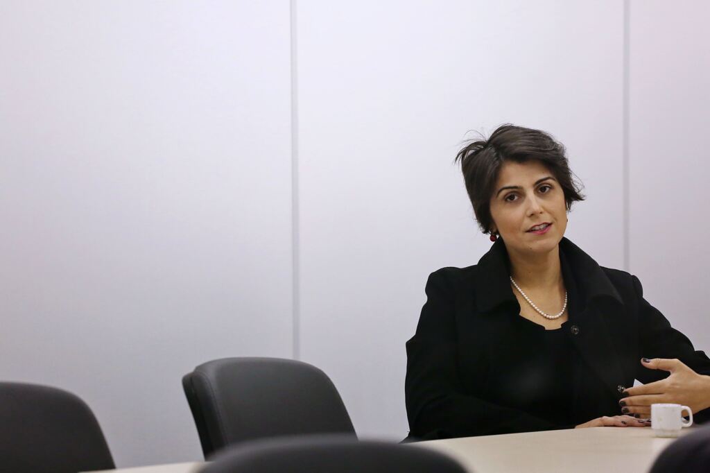 título imagem Ex-deputada Manuela está no meio do furacão dos vazamentos