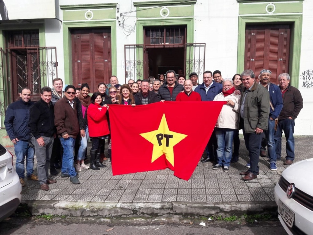 Candidato da corrente dominante do PT em Santa Maria é oficializado