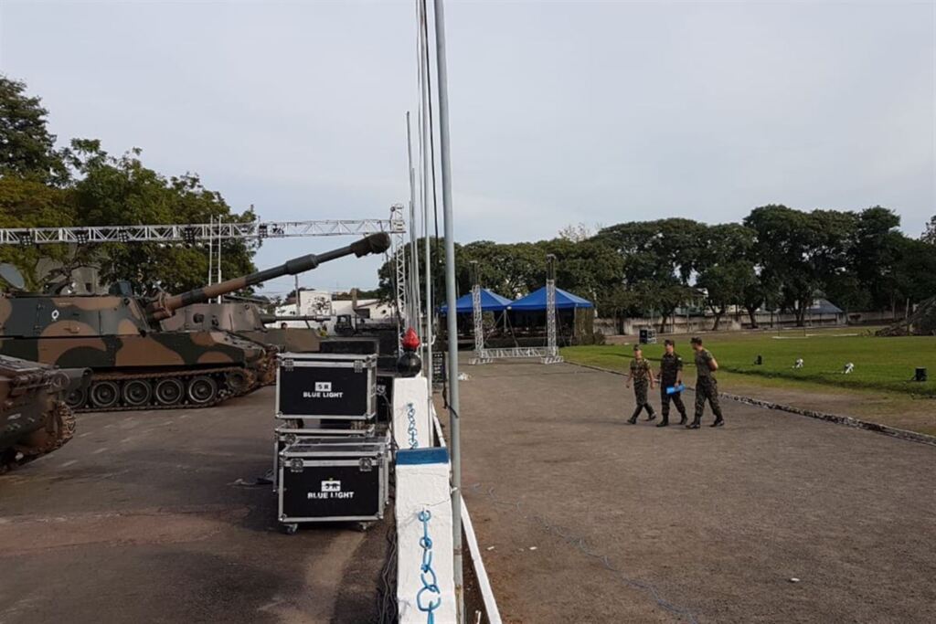 Santa Maria se prepara para receber Bolsonaro e Mourão