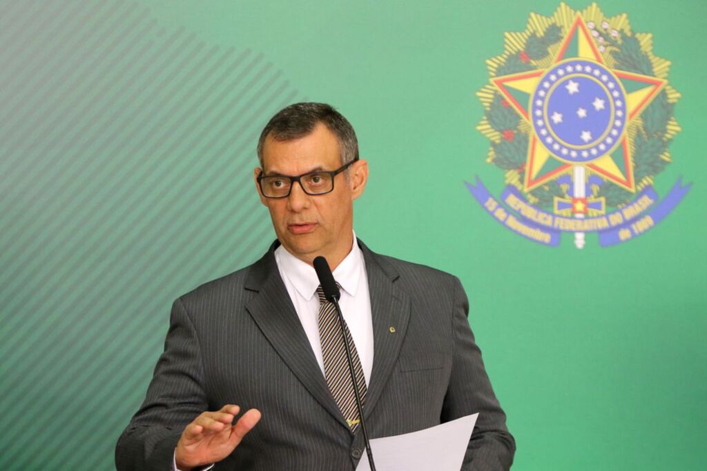 Decreto que libera compra de fuzis por civis será reavaliado