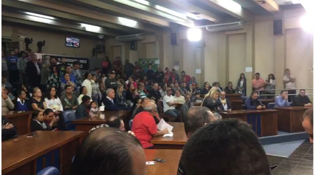 Audiência pública volta a debater reintegração de posse de área às margens da linha férrea