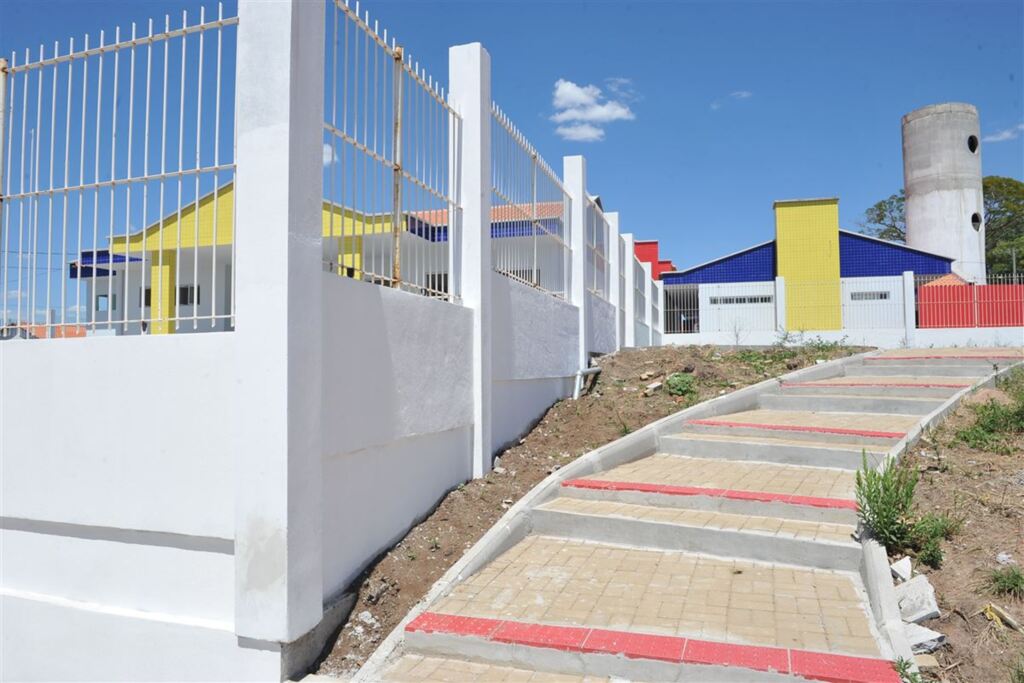 título imagem Inauguração de creches em construção em Santa Maria irá atrasar