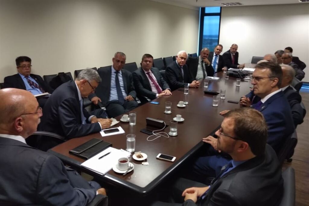 Comitiva do Centro do Estado busca em Brasília projeto de desenvolvimento para Santa Maria