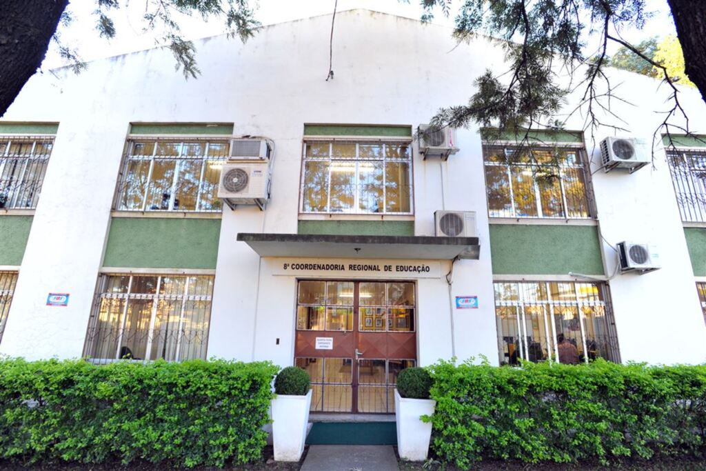 Governo estuda diminuir Coordenadorias de Educação